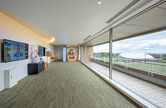 展望ホール・蹴球神社